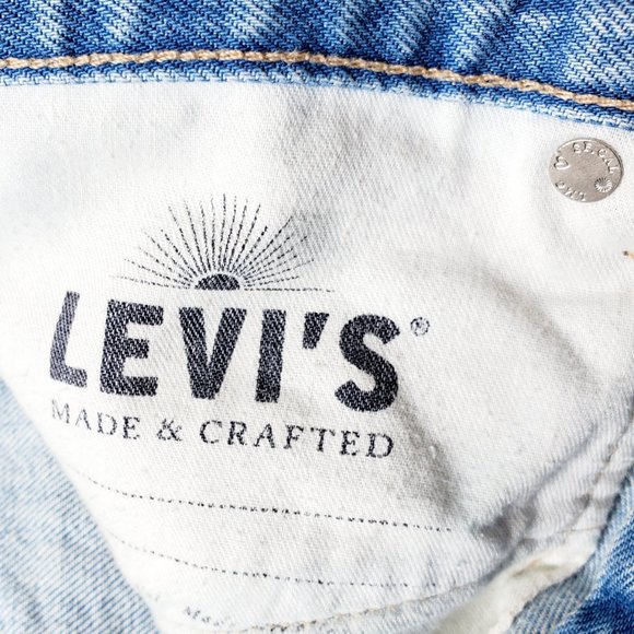 Levi's Strauss Casual Summer Retro Women's Cheeky High Short. Size 27 - Picture 9 of 9